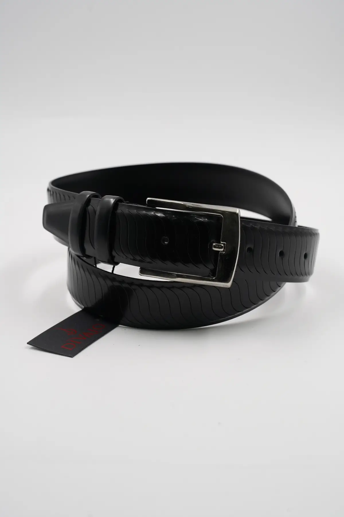 Genuine Leather Classic Black Patent Leather Striped Pattern Suit Belt